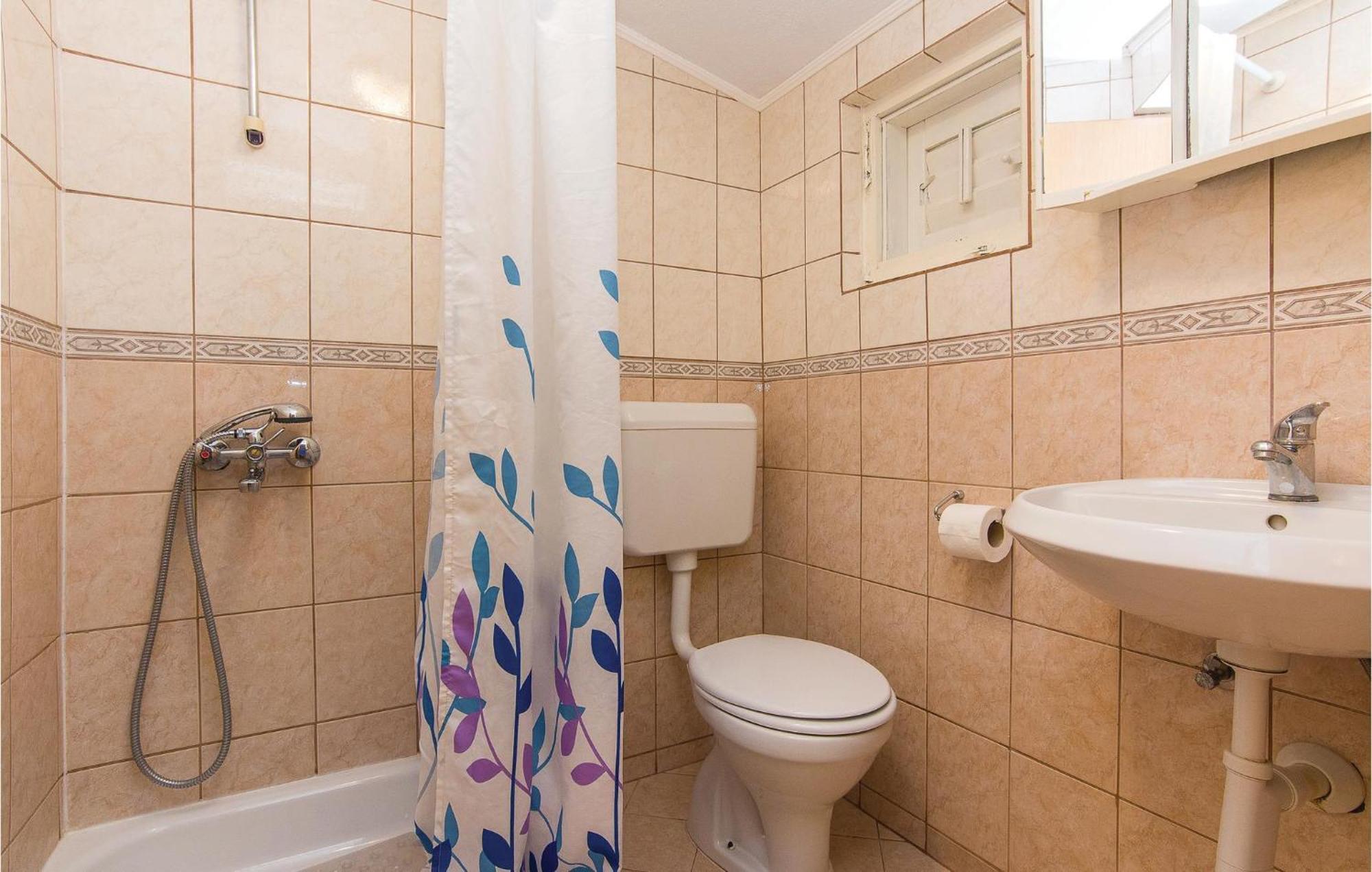 Apartament Pet Friendly In With Kitchen *